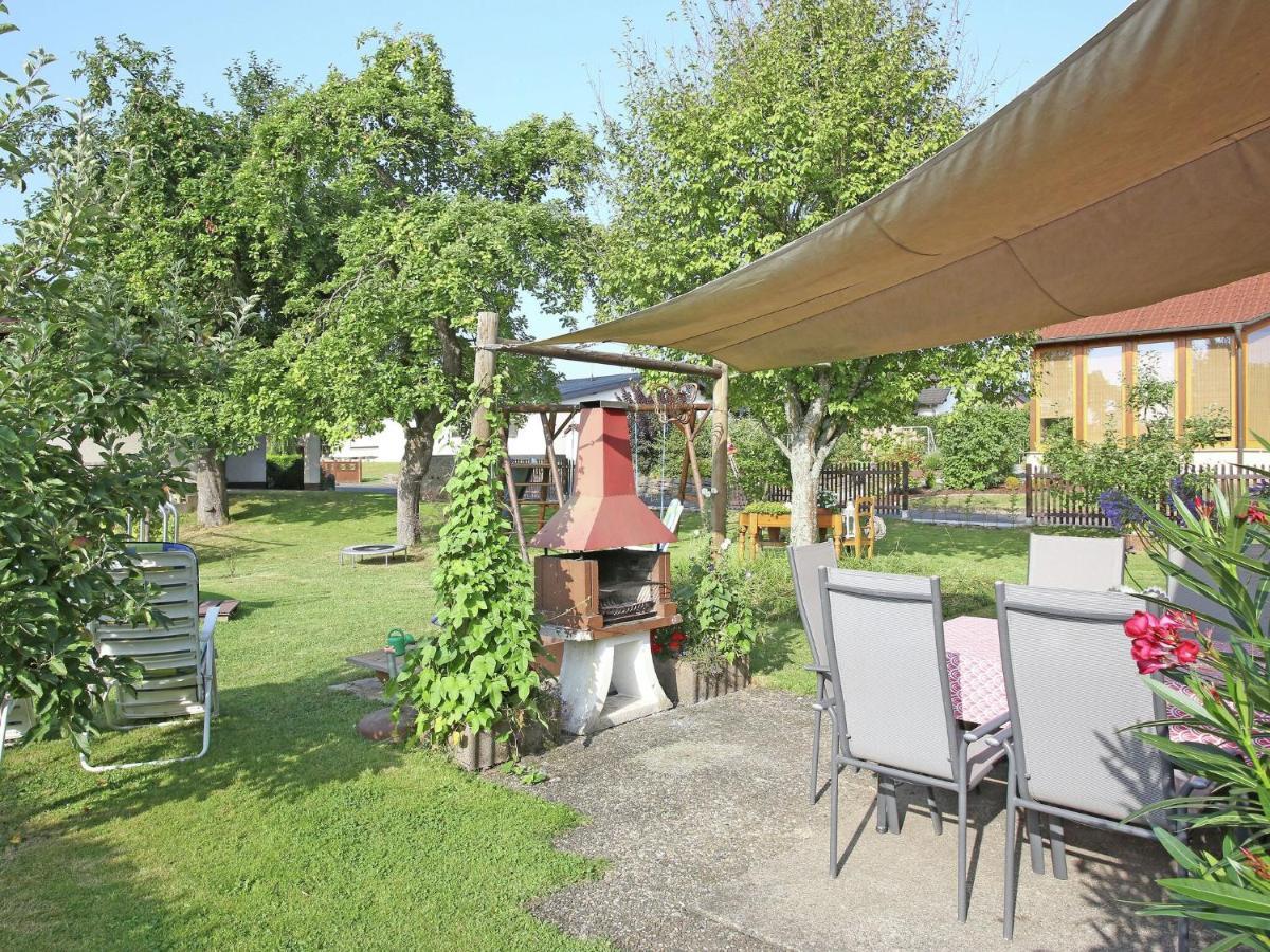 Apartment With Terrace And Pool In The Garden Pracht Exterior foto